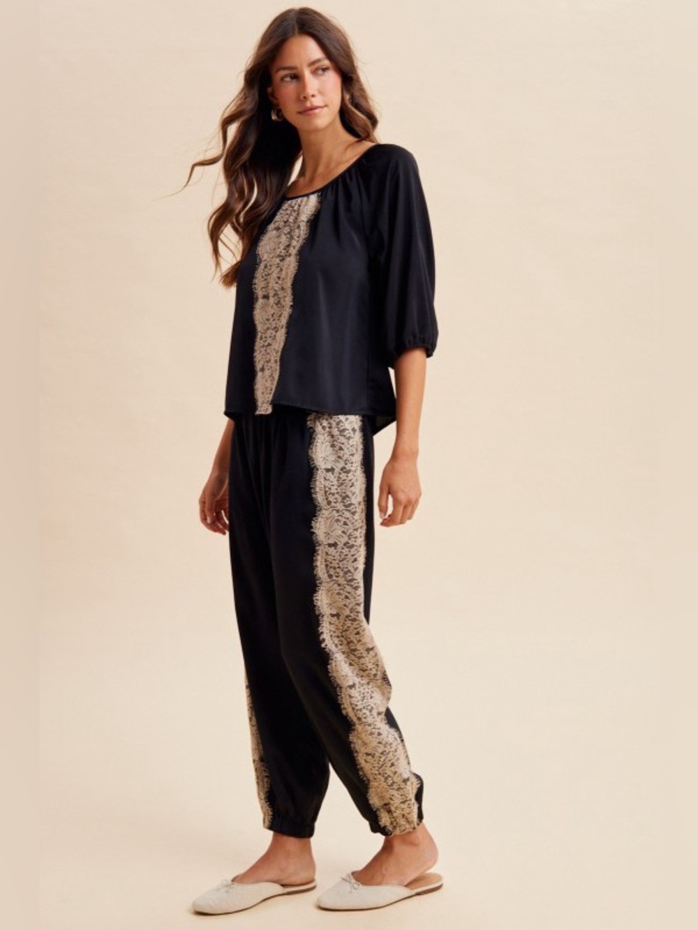 E94. LACE TRIM SATIN GATHERED BLOUSE &
BALLOON PANTS SET